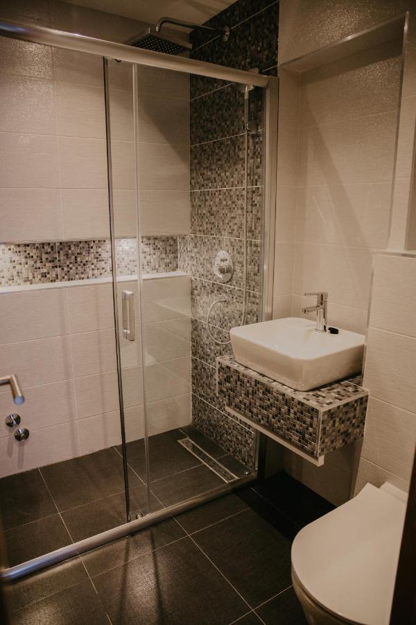 Saray&App Aparthotel ซาราเยโว ภายนอก รูปภาพ